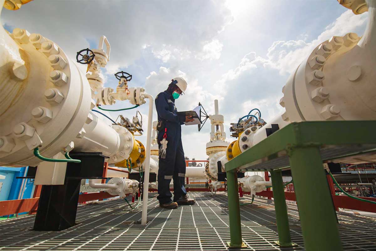 Engineering & Manufacturing